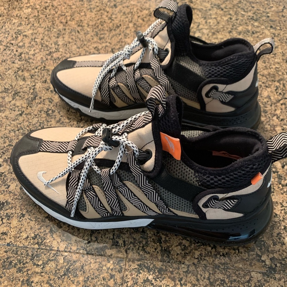 Nike Airmax Bowfin Black Desert